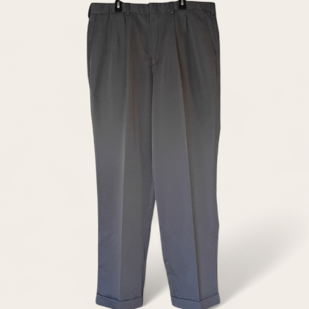 Dockers‎ Golf Sporty Dress Casual Pants Gray Men W36 L32 Flat Front Lightweight